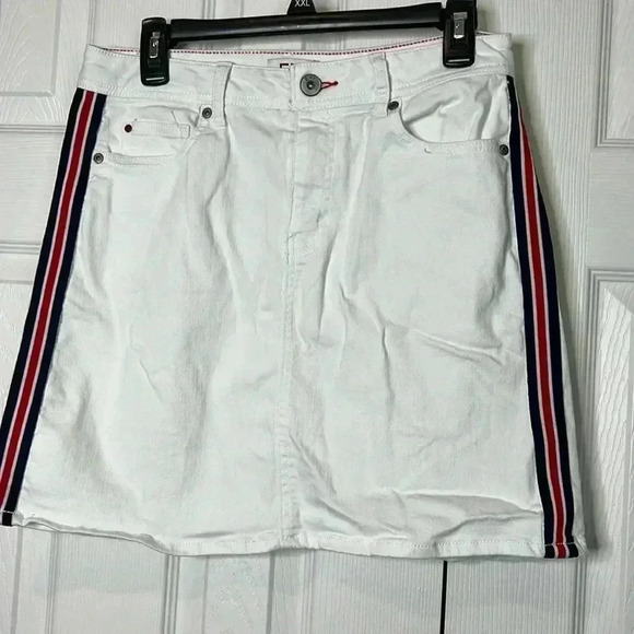 EV1 White Skirt Size 6 - Picture 1 of 8